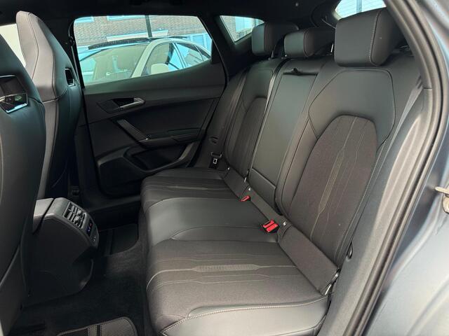 Cupra Formentor 1.4 e-Hybrid VZ Black Edition / Pano / Camera /