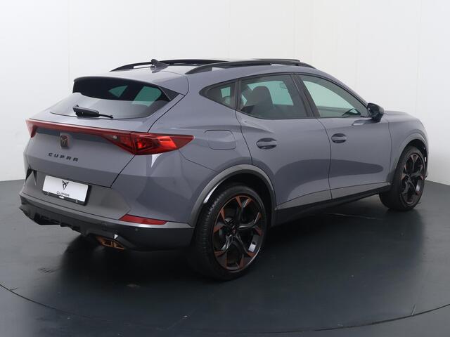 Cupra Formentor 1.4 e-Hybrid VZ Performance | 245 PK | SoH 97% | Adaptive Cruise Control | Panoramadak | 360 graden camera | Navigatiesysteem | Keyless Entry |