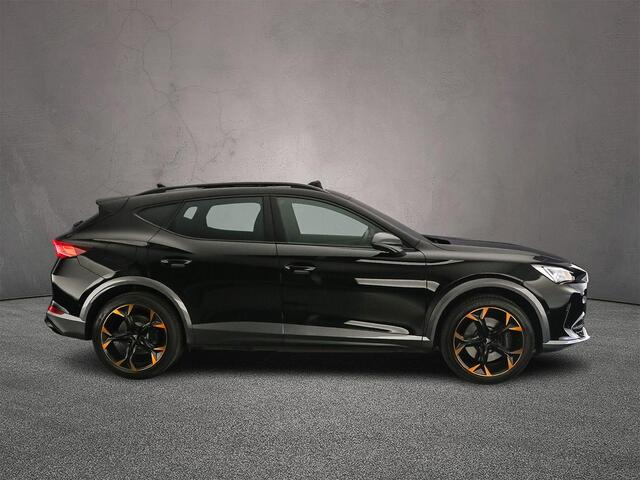 Cupra Formentor VZ Performance 1.4 TSI eHybrid 245pk DSG Automaat Panoramadak, 360 camera, Beats audio, Adaptive cruise control, Elektrische achterklep, LED matrix koplampen
