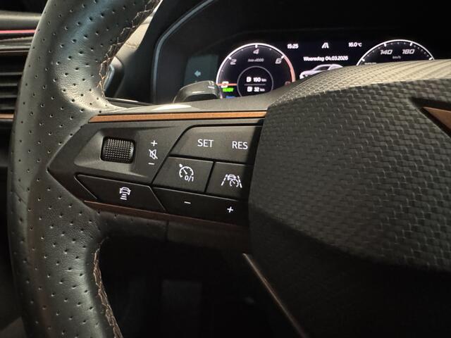 Cupra Formentor 1.4 TSI e-Hybrid Camera/Parkeersensoren/Stoelverwarming