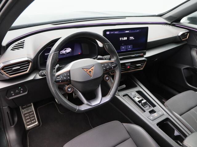 Cupra Formentor 1.4 e-Hybrid Performance 245 Pk Automaat | Stoel/Stuurverwarming | Camera | Adaptive Cruise | CarPlay | 19 Inch | 62.010 Km !!