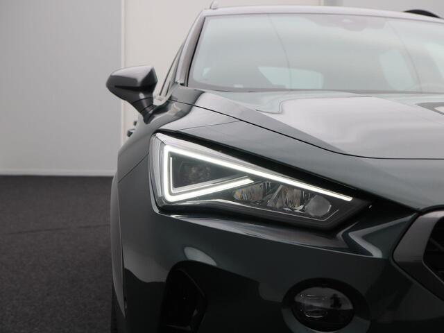Cupra Formentor 1.4 e-Hybrid Performance 245 Pk Automaat | Stoel/Stuurverwarming | Camera | Adaptive Cruise | CarPlay | 19 Inch | 62.010 Km !!