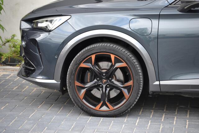 Cupra Formentor 1.4 e-Hybrid VZ Performance Pano | Keyless | Leer | 360 camera