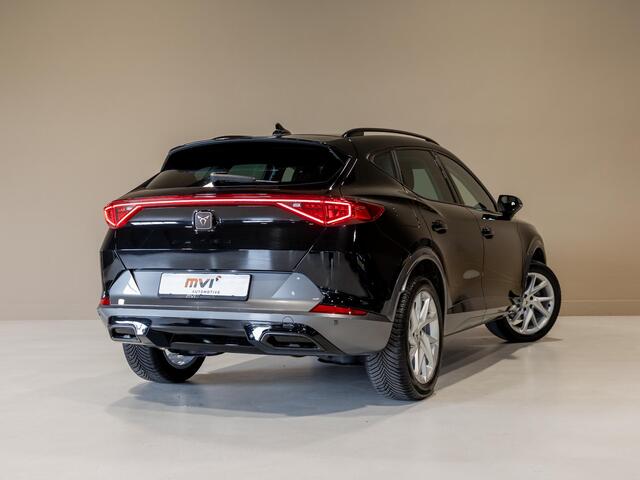 Cupra Formentor 1.5 TSI Business Edition / 150pk / Achteruitrij camera / Stoel en stuur verwarming /