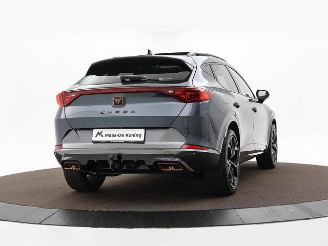 Cupra Formentor 1.4 245pk DSG e-Hybrid VZ Performance · Panoramadak · Wegklapbare Trekhaak · Leder · Camera · Elek. Voorstoel · Apple/Android Car Play · 19'' Inch ·