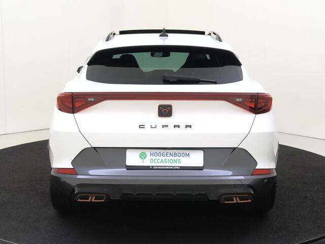 Cupra Formentor 1.4 e-Hybrid VZ Performance | SoH 91% | Panoramadak | 360 camera | Adaptieve demping | Parkeerassistent | Stoel- en stuurwielverwarming | Navigatie | Keyless |