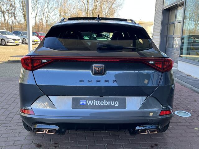 Cupra Formentor 1.4 e-Hybrid VZ Black Edition / Panorama dak / Leder / Memory / 360 Camera / Stoel & Stuur verwarming / 19 Inch