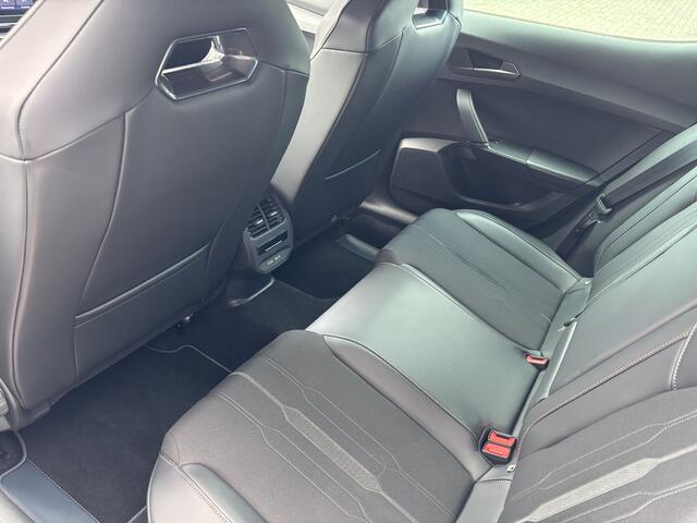 Cupra Formentor 1.4 e-Hybrid VZ Performance Automaat Navigatie / Full LED / Sportstoelen
