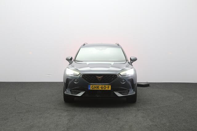 Cupra Formentor 1.4 e-Hybrid 204 PK Adrenaline PHEV, Winterpakket, Adap. Cruise Control, Carplay, Camera
