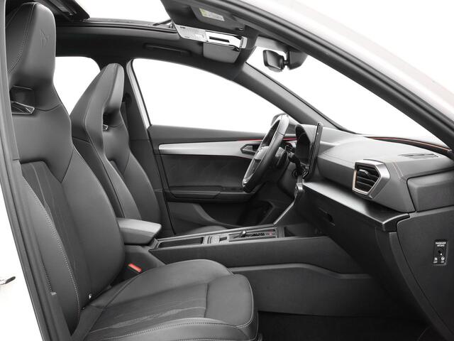 Cupra Formentor 1.4 TSI e-Hybrid 204pk DSG Essential · Panoramadak · Camera · Elek. Bestuurdersstoel + Geheugen · Stuur- & Stoelverwarming · Dodehoeksensor · Keyless ·