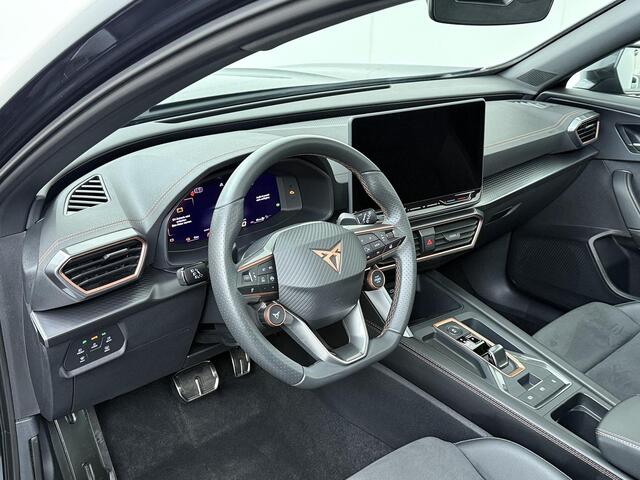 Cupra Formentor 1.5 TSI e-Hybrid VZ Tribe Edition | 272 PK | SoH 99% | Adaptive Cruise Control | Panoramadak | Sennheiser Audio | 360 graden camera | Keyless Entry | Stuur- & Stoelverwarming |
