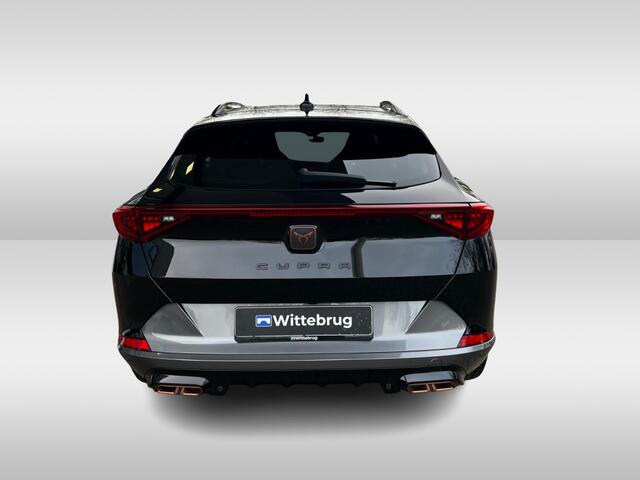 Cupra Formentor 1.4 e-Hybrid 245pk VZ Performance DSG Automaat Camera / 19"LM velgen / Virtual Cockpit / Navigatie / App-connect