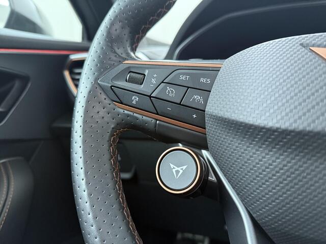 Cupra Formentor 1.4 e-Hybrid VZ Performance | 245 PK | SoH 94% | Trekhaak wegklapbaar | Adaptive Cruise Control | Achteruitrijcamera | Panoramadak | Volleder | Stuur- & Stoelverwarming |