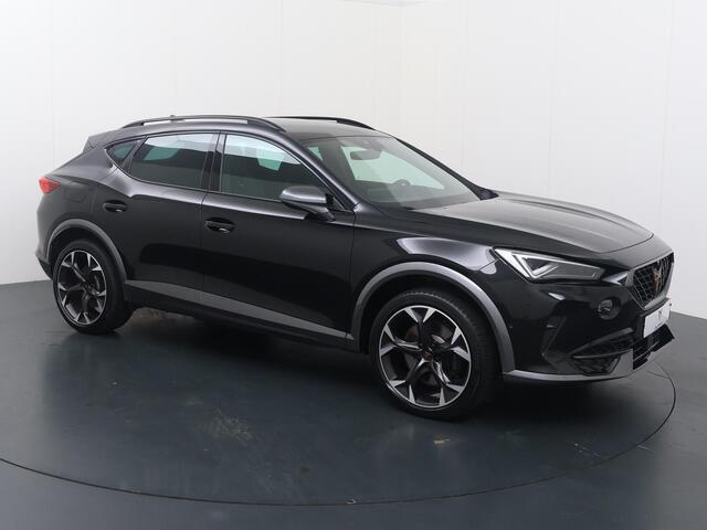 Cupra Formentor 1.4 e-Hybrid VZ Performance | 245 PK | SoH 97% | Trekhaak wegklapbaar | Adaptive Cruise Control | Matrix LED | 360 graden camera | Dodehoek detectie |