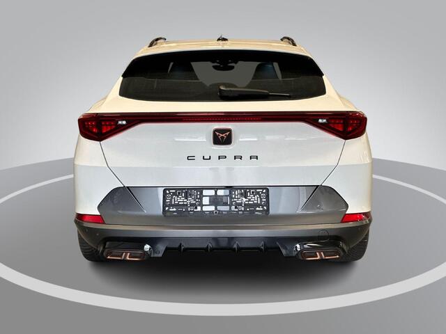 Cupra Formentor 1.4 TSI e-Hybrid 245pk DSG VZ Performance Limited · Panoramadak · Camera · Stuur- & Stoelverwarming · Keyless · Dodehoeksensor · 19"Velgen ·