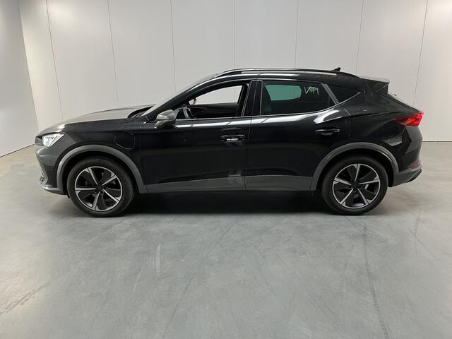 Cupra Formentor 1.4 e-Hybrid Performance / AUTOMAAT/ PANO/ PARK.SENSOR.V+A/ 360 CAMERA/ STUUR+STOELVERWARM./ ACC/ MEMORY SEAT/ DODEHOEK/ ELEK.ACHTERKLEP/ KEYLESS/ DIGITAL DASH/ NAVI/ DAB/ CLIMA/ LED