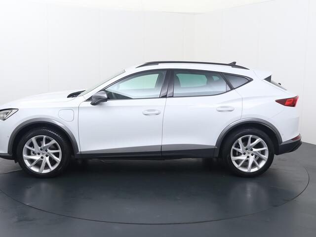 Cupra Formentor 1.4 e-Hybrid Business | 204 PK | SoH 100% | Adaptive Cruise Control | Achteruitrijcamera | Dodehoek detectie | Keyless Entry | Navigatiesysteem |