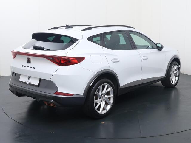 Cupra Formentor 1.4 e-Hybrid Business | 204 PK | SoH 100% | Adaptive Cruise Control | Achteruitrijcamera | Dodehoek detectie | Keyless Entry | Navigatiesysteem |