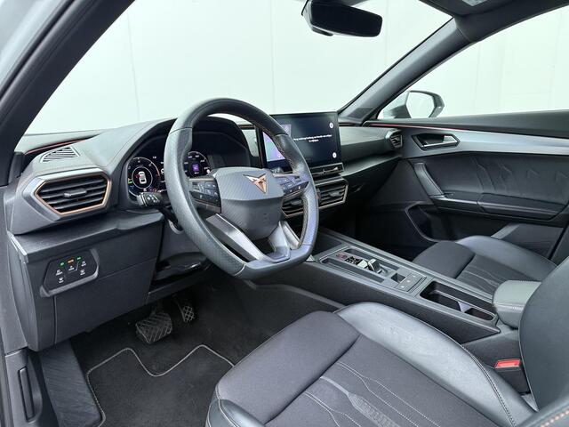 Cupra Formentor 1.4 e-Hybrid Business | 204 PK | SoH 100% | Adaptive Cruise Control | Achteruitrijcamera | Dodehoek detectie | Keyless Entry | Navigatiesysteem |