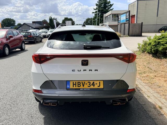 Cupra Formentor 1.4 TSI e-Hybrid 204PK LederoNavioACC