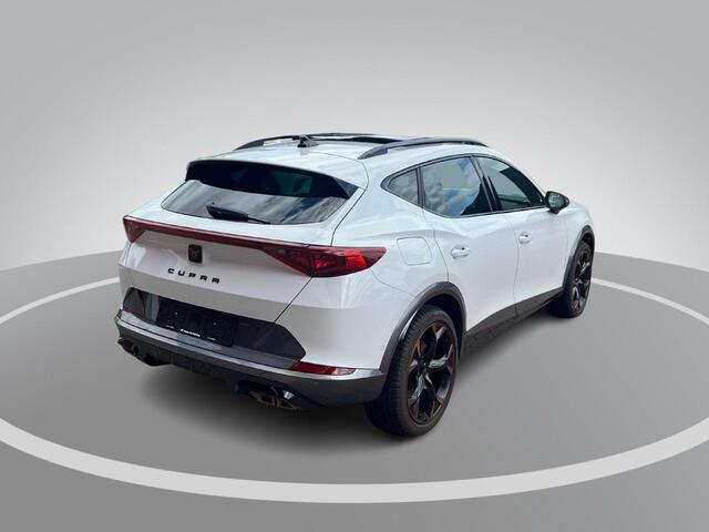 Cupra Formentor 1.4 245pk DSG e-Hybrid VZ Performance · Panoramadak · Leder · 360 Camera · Apple/Android Car Play · Elek. Voorstoel · Dodehoek Detectie · 19'' Inch ·