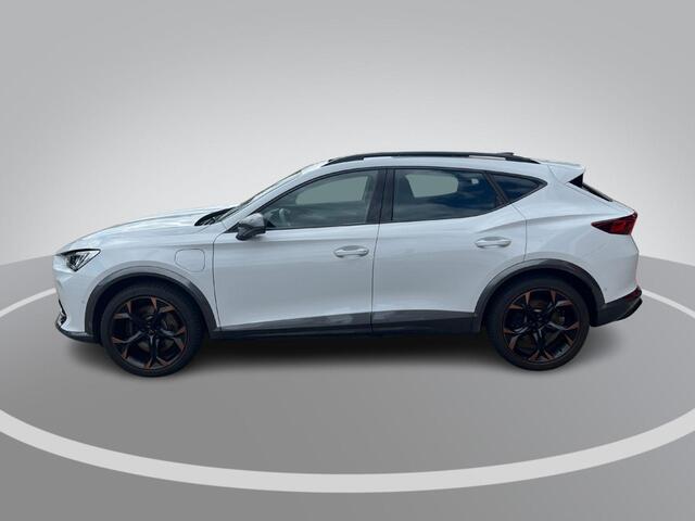Cupra Formentor 1.4 245pk DSG e-Hybrid VZ Performance · Panoramadak · Leder · 360 Camera · Apple/Android Car Play · Elek. Voorstoel · Dodehoek Detectie · 19'' Inch ·