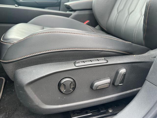 Cupra Formentor 1.4 245pk DSG e-Hybrid VZ Performance · Panoramadak · Leder · 360 Camera · Apple/Android Car Play · Elek. Voorstoel · Dodehoek Detectie · 19'' Inch ·