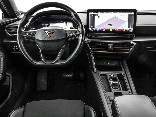 Cupra Formentor 1.4 TSI 204pk DSG e-Hybrid Essential · SOH 95,6% · Panoramadak · Wegklapbare Trekhaak · Camera · Apple/Android Car Play · Stuurwiel Verwarming · 18'' Inch ·