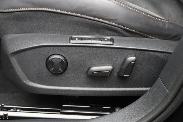 Cupra Formentor 1.4 e-Hybrid VZ 245 PK Black Edition PHEV, Panoramadak, Memory, Stuur-Startknop, 360 Camera