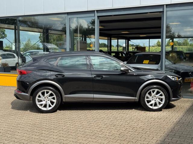 Cupra Formentor 1.4 E-HYBRID Business - Navi-Apple/Android - adap cruise - stoelverwarming