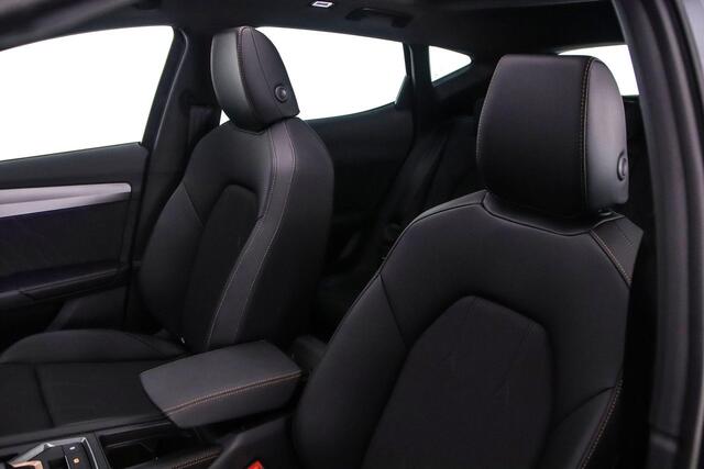 Cupra Formentor Business 1.5 TSI eHybrid 204pk DSG Automaat Trekhaak, Panoramadak, LED matrix koplampen, Adaptive cruise control, Stoelverwarming, Achteruitrijcamera
