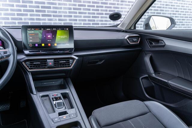 Cupra Formentor 1.4 TSI e-Hybrid Essential | Plug-in Hybrid (PHEV) | Achteruitrijcamera | Parkeersensoren | Stoelverwarming | Keyless Entry | LED Koplampen | Cruise Control Adaptief | Apple Carplay | Android Auto | Privacy Glas | Lichtmetalen Velgen 18 inch