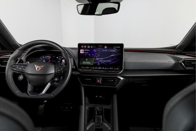 Cupra Formentor 1.5 TSI e-Hybrid 272 PK VZ Extreme | Maxton Design | Bronze Matt | S/K-Panodak | Sennheiser | Elek. stoelen | Matrix LED | Adapt. Cruise | Stoel-+stuurverw. | Camera | NAV+App. Connect | Elek. Klep | LM 19" | 5253