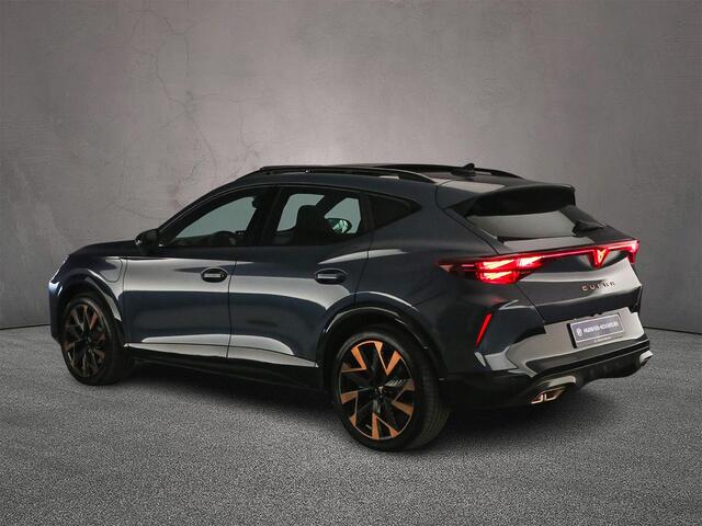 Cupra Formentor VZ Performance 1.5 TSI eHybrid 272pk DSG Automaat Panoramadak, Adaptive cruise control, Sennheiser audio, Elektrische achterklep, 360 camera, Achteruitrijcamera