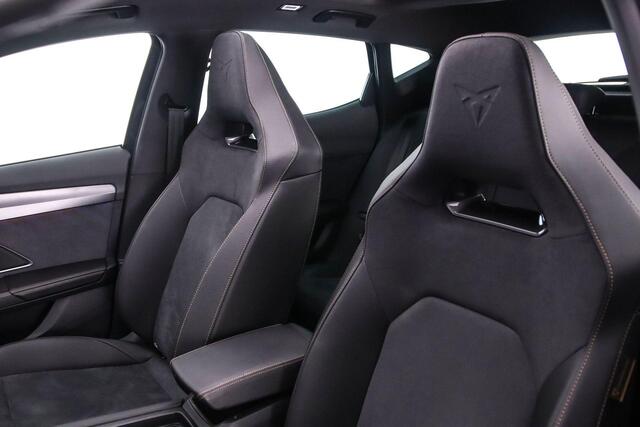 Cupra Formentor VZ Performance 1.5 TSI eHybrid 272pk DSG Automaat Panoramadak, Adaptive cruise control, Sennheiser audio, Elektrische achterklep, 360 camera, Achteruitrijcamera