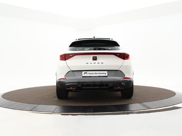 Cupra Formentor 1.4 TSI e-Hybrid 245pk DSG VZ Performance Limited · Panoramadak · Camera · Stuur- & Stoelverwarming · Keyless · Dodehoeksensor · 19"Velgen ·