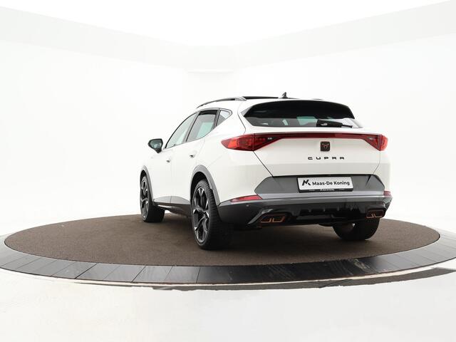 Cupra Formentor 1.4 TSI e-Hybrid 245pk DSG VZ Performance Limited · Panoramadak · Camera · Stuur- & Stoelverwarming · Keyless · Dodehoeksensor · 19"Velgen ·