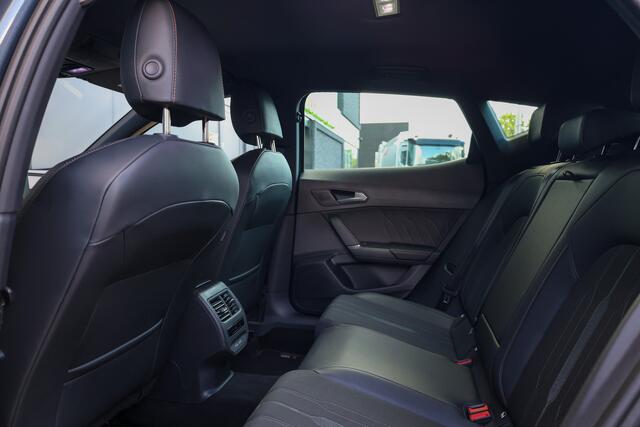 Cupra Formentor 1.4 e-Hybrid Business | BTW | STUURWIELVERWARMING | CAMERA | ACC | CARPLAY |