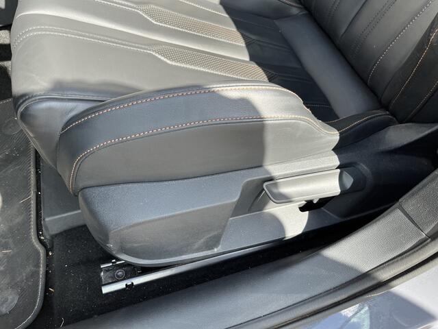 Cupra Formentor 1.4 e-Hybrid VZ Black Edition / 245 PK/ AUTOMAAT/ PANODAK/ SPORTSTOELEN/ NAVI/ KEYLESS/ STOELVERWARM./ 360 CAMERA/ FULL LINK