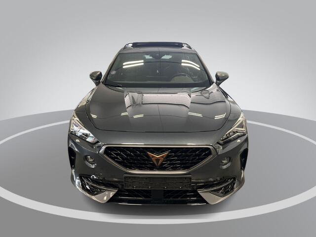 Cupra Formentor 1.4 TSI e-Hybrid 204pk DSG Essential Limited · Panoramadak · Camera · Elek. Achterklep · Apple/Android Car Play · Keyless ·