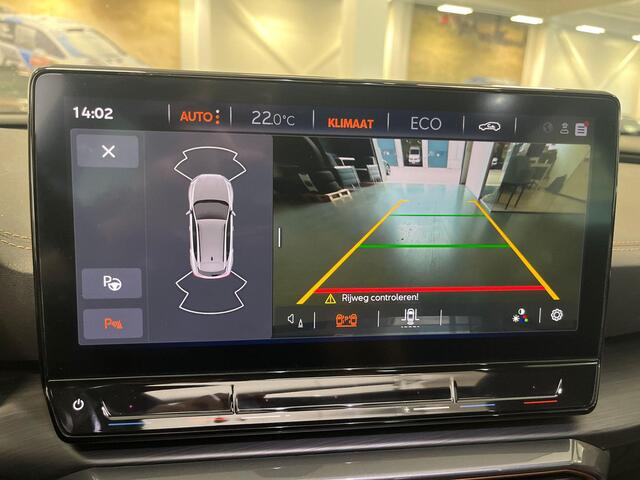 Cupra Formentor 1.4 TSI e-Hybrid 204pk DSG Essential Limited · Panoramadak · Camera · Elek. Achterklep · Apple/Android Car Play · Keyless ·