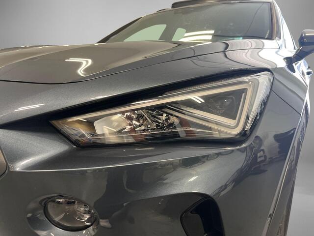 Cupra Formentor 1.4 TSI e-Hybrid 204pk DSG Essential Limited · Panoramadak · Camera · Elek. Achterklep · Apple/Android Car Play · Keyless ·