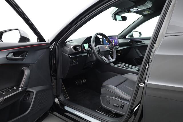 Cupra Formentor 1.4 e-Hybrid 245PK VZ Copper Edition | Rijklaar! | Dig. Cockpit | E-Stoel+Memory | Stuur-Stoelverw. | Adapt. Cruise | Sfeerverl. | Camera+PDC | 19'' | DAB | Nav+App.Connect | E-Spiegels V