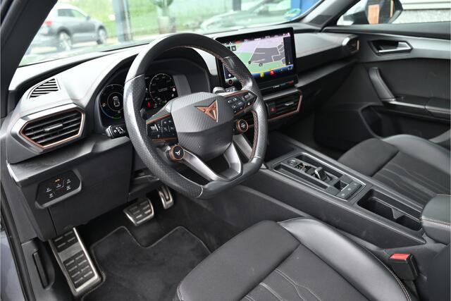 Cupra Formentor 1.4 e-Hybrid VZ 245 PK COPPER EDITION / PANO / CUPRA MODE / LED / CAMERA / GRAPHANE GREY