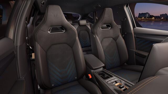 Cupra Formentor 1.5 TSI e-Hybrid 272 6DSG VZ Performance | Digitaal instrumentenpaneel (Virtual Cockpit) | Draadloze Apple CarPlay(TM), Android Auto(TM) | Elektronisch Sperdifferentieel (XDS)