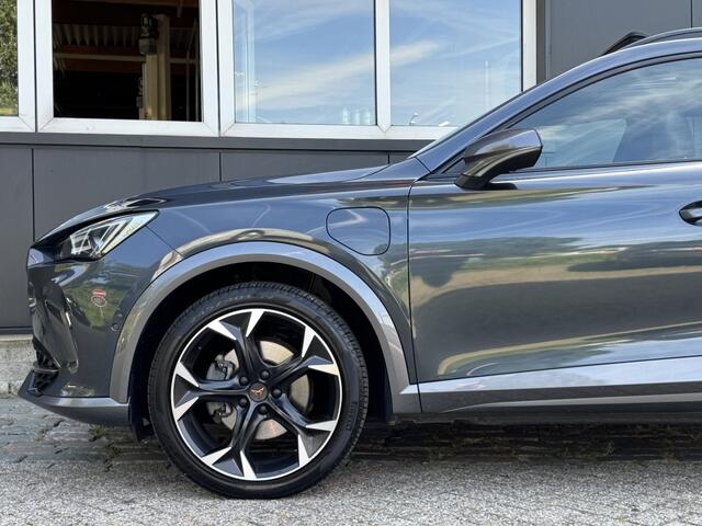 Cupra Formentor 204PK VZ Performance/Panoramadak/Elek trekh/Camera/19"/