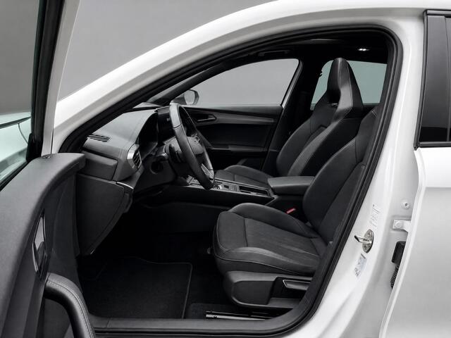 Cupra Formentor 1.4 245pk DSG e-Hybrid VZ Performance · Panoramadak · Camera · Trekhaak · Apple/Android Car Play · Navigatie · Stoelverwarming · 19'' Inch ·