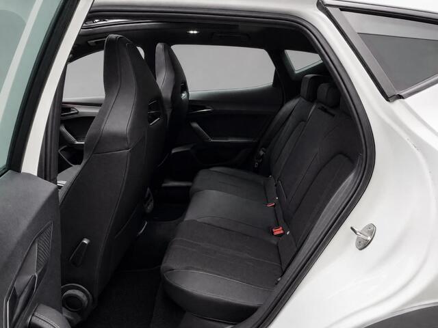 Cupra Formentor 1.4 245pk DSG e-Hybrid VZ Performance · Panoramadak · Camera · Trekhaak · Apple/Android Car Play · Navigatie · Stoelverwarming · 19'' Inch ·