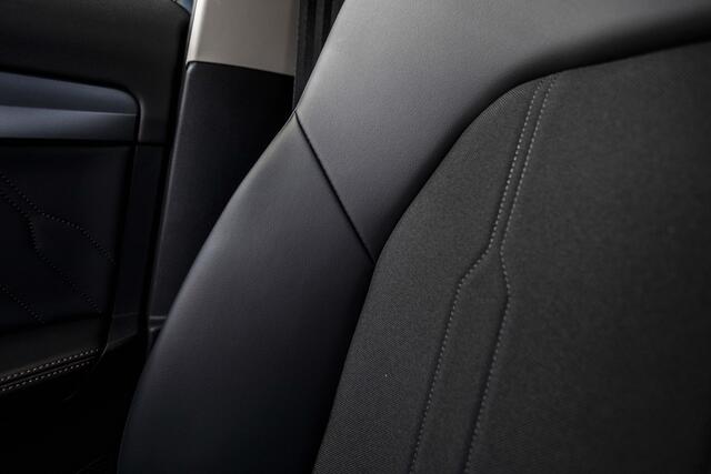 Cupra Formentor 1.4 TSI e-Hybrid Essential | LED | Carplay | Keyless