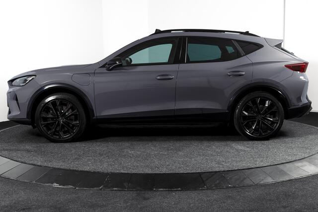 Cupra Formentor 1.5 TSI e-Hybrid VZ Performance | S/K-Panodak | Dig. Cockpit | Adapt. Cruise | Stoel-+Stuurverw. | PDC | 360 Camera | NAV + App. Connect | ECC | Elek. Klep | LM 19" | 7411
